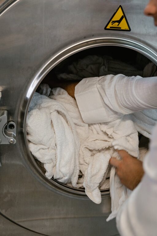Tips for Caring for Your Clothes Longer: Keep Your Wardrobe Fresh