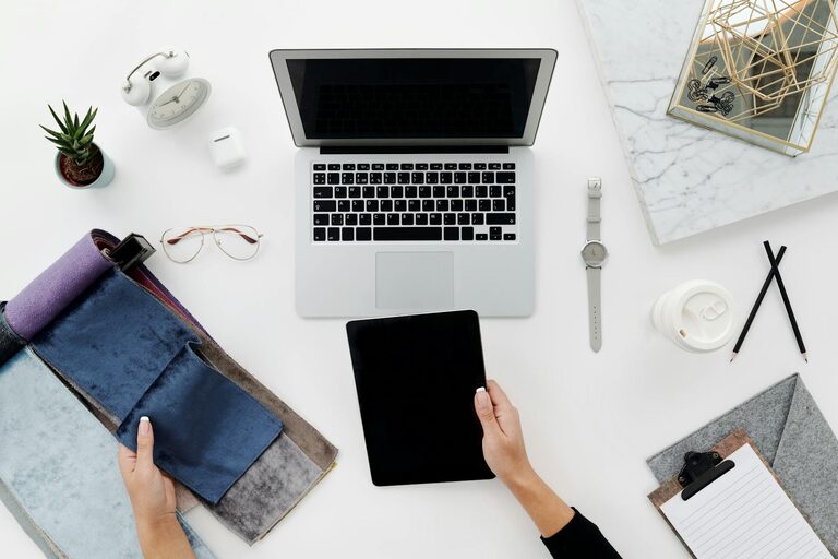 Desk Setup Tips for Focus and Comfort